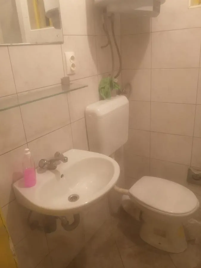 Apartment Double Room With Shared Bathroom Split